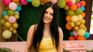 Annabella Craft Obituary, Cause of Death - HOLLAND Community Mourns Sudden Loss of 20-Year-Old